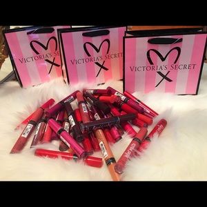 Victoria Secre Velvet Matte/Pure Mettal/Liquids
